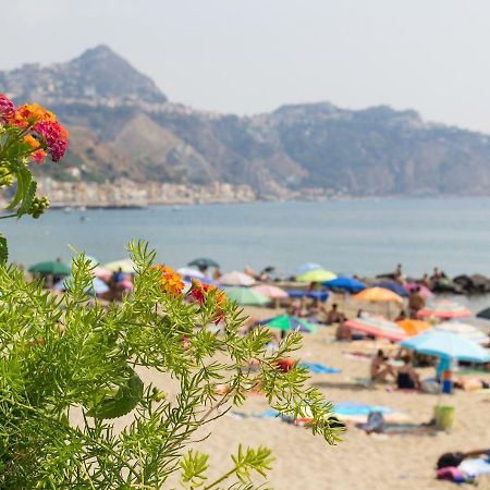 Casa Amica Apartment Giardini Naxos Bagian luar foto