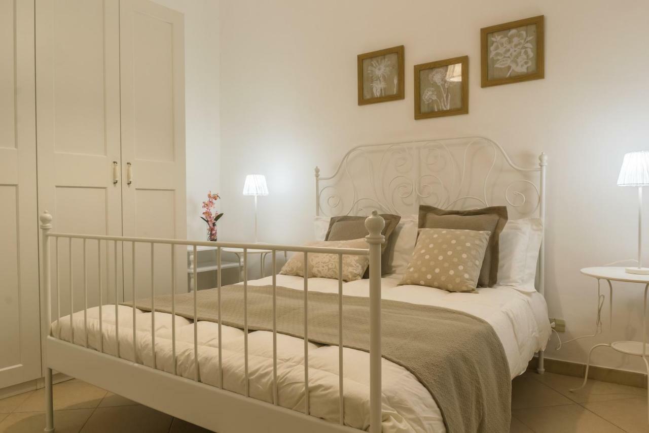 Casa Amica Apartment Giardini Naxos Bagian luar foto