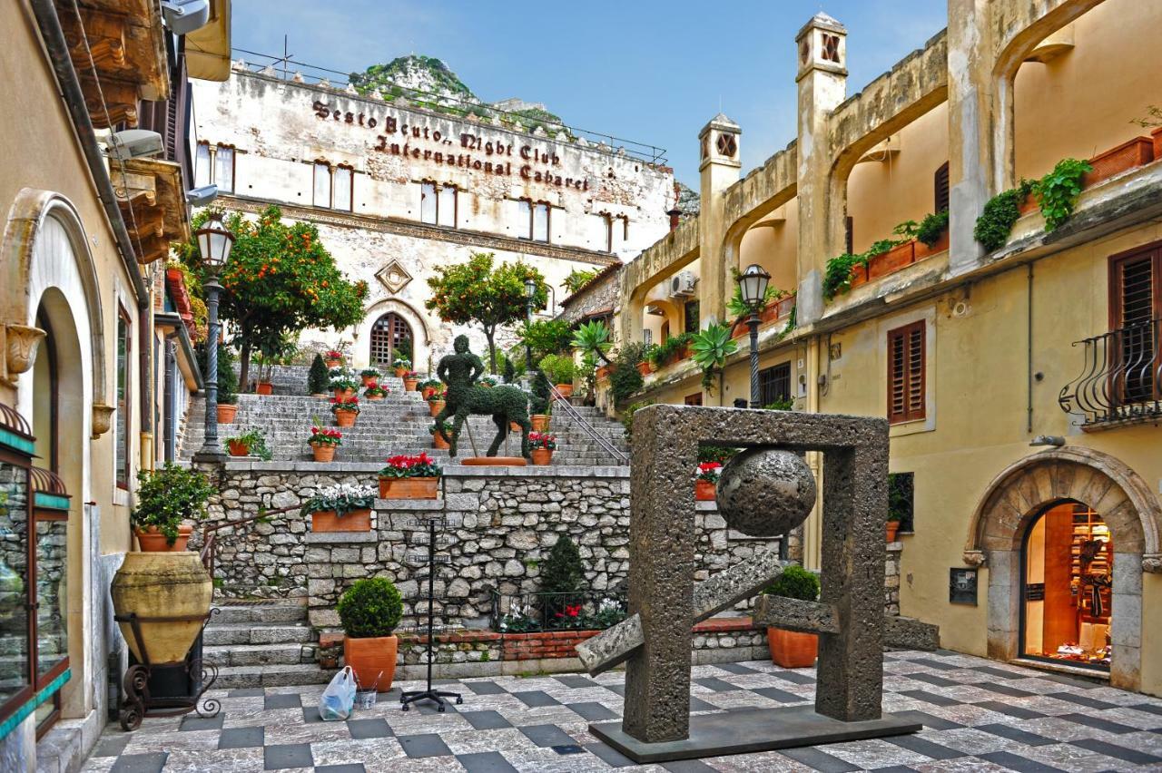Casa Amica Apartment Giardini Naxos Bagian luar foto